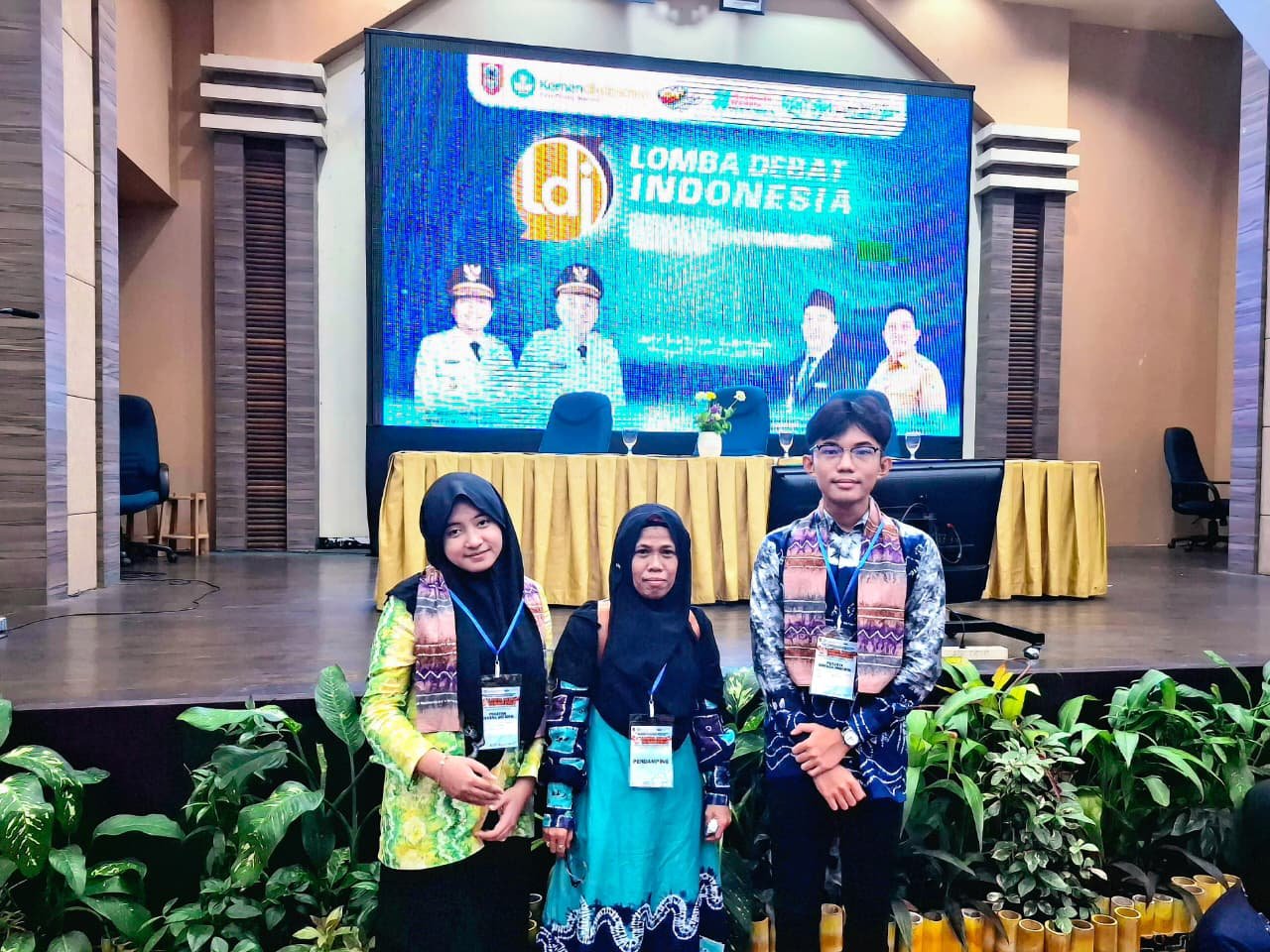 Tantang Kemampuan Berpikir Kritis, MAN 2 HSU Ikuti LDI Cabang Debat Bahasa Inggris Tingkat Provinsi
